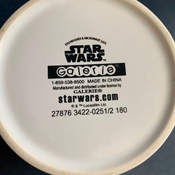 Star Wars Galerie Ceramic Mug With Darth Vader & Yoda Typography Design - Picture 5 of 6
